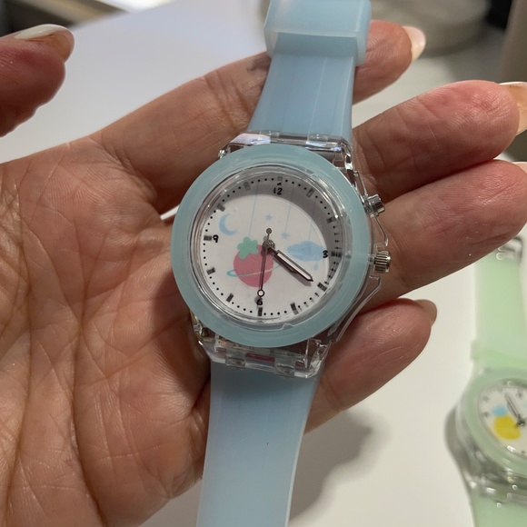 Kids Flash Luminous Quartz Wristwatches - Picture 4 of 11